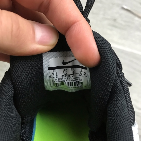 Nike Air Max 95 Premium Men's Shoes 9.5 Volt Glow - Picture 7 of 8